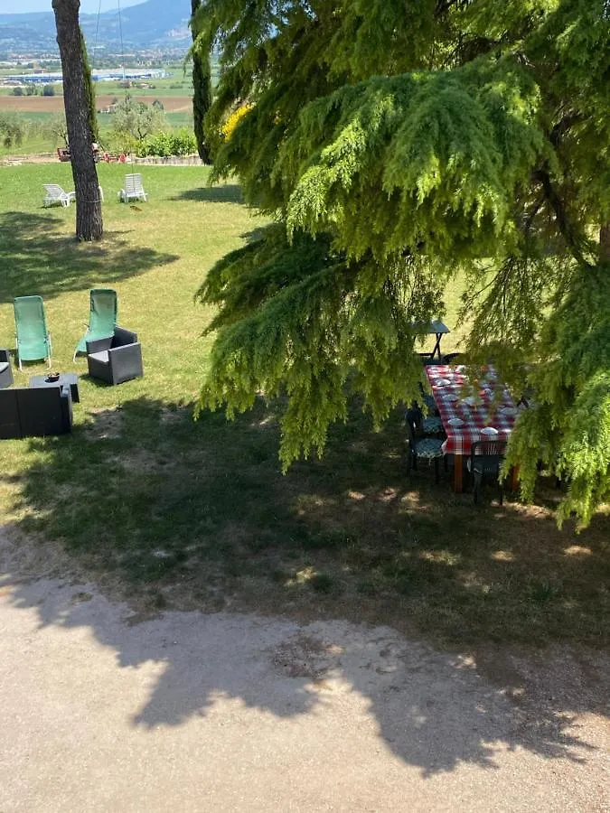 Апартаменты Casale In Collina Vista Assisi,Brufa Di Torgiano 0*, Бруфа Италия